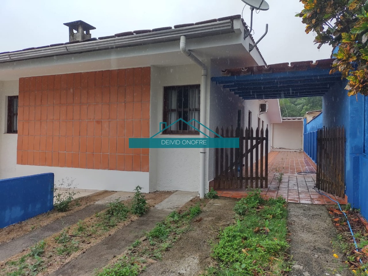 Casa de Condomínio para alugar com 4 quartos, 110m² - Foto 2