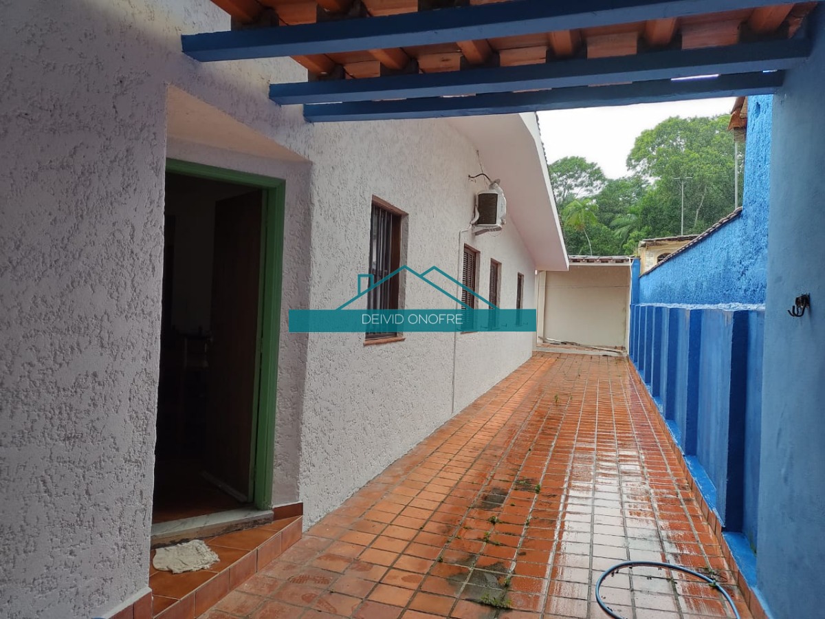 Casa de Condomínio para alugar com 4 quartos, 110m² - Foto 3