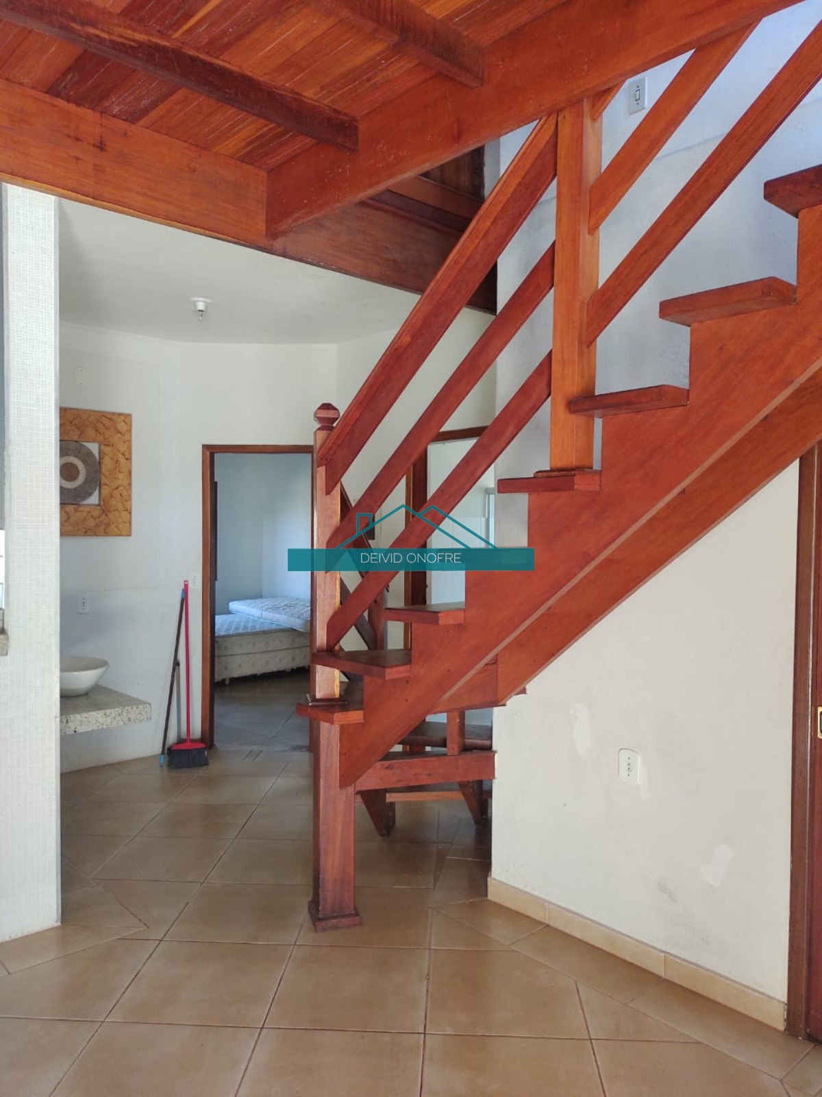 Casa à venda com 2 quartos, 80m² - Foto 10