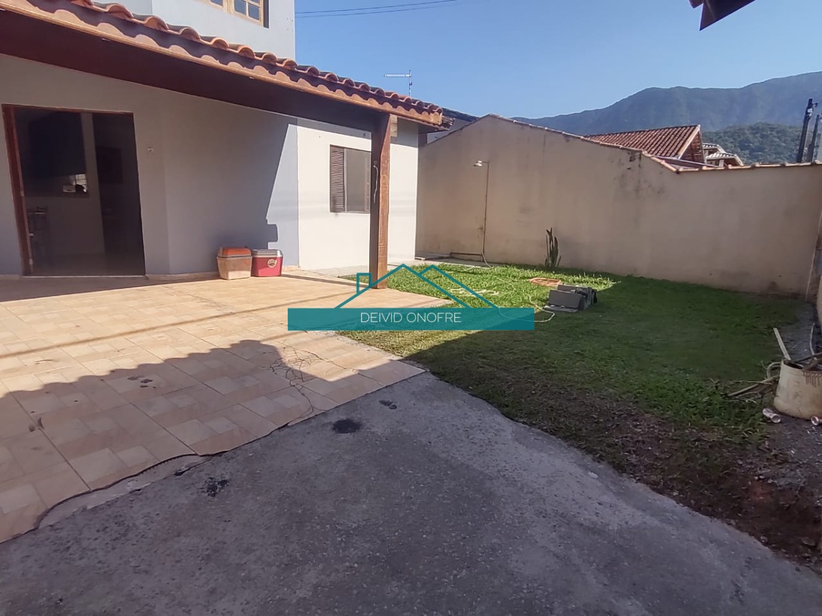 Casa à venda com 2 quartos, 80m² - Foto 2