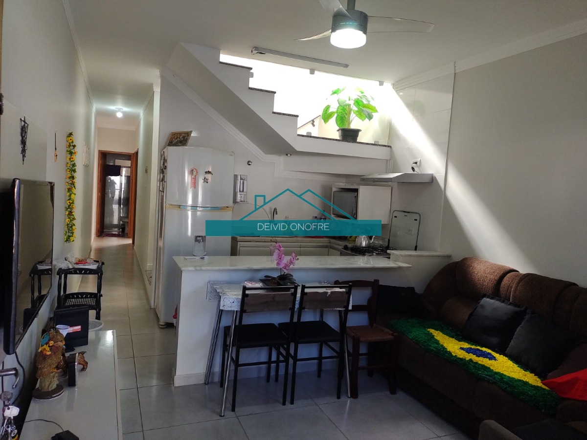 Sobrado à venda com 2 quartos, 80m² - Foto 1